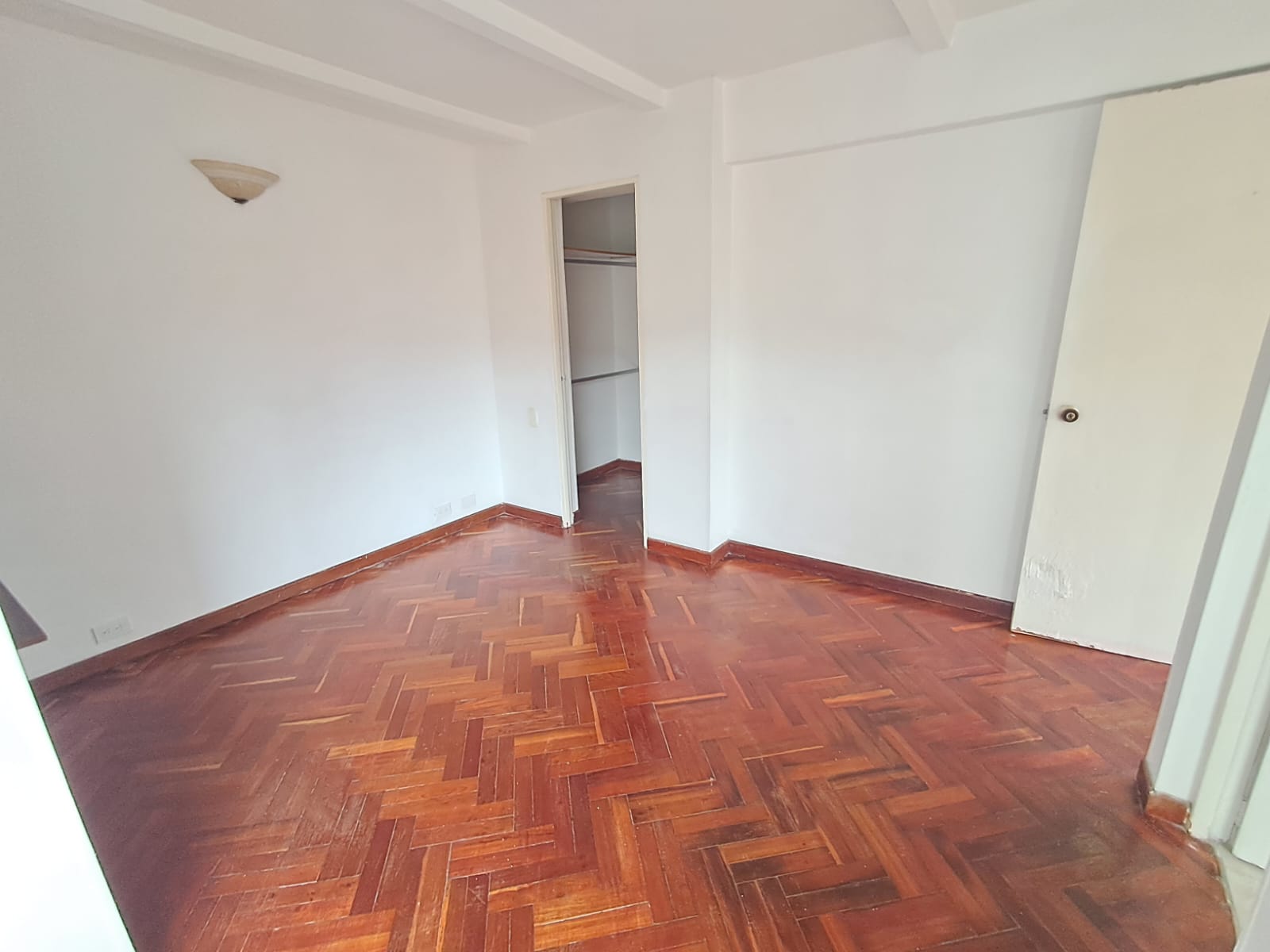 Apartamento en Arriendo en CALASANZ Imagen de Apartamento 15