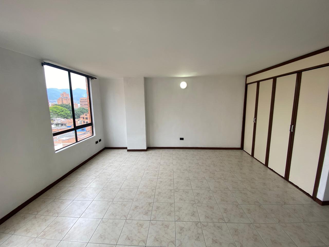 Apartamento en Arriendo en CENTRO Imagen principal de apartamento