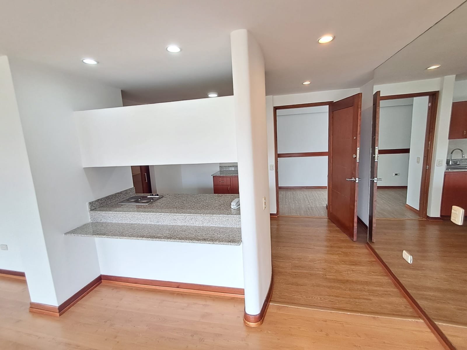 Apartamento en Arriendo en POBLADO Imagen de Apartamento 9