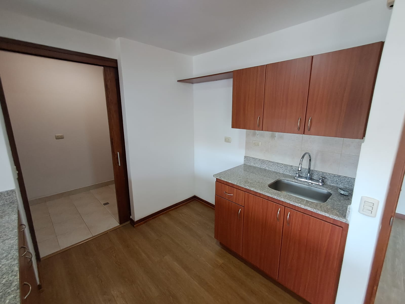 Apartamento en Arriendo en POBLADO Imagen principal de apartamento