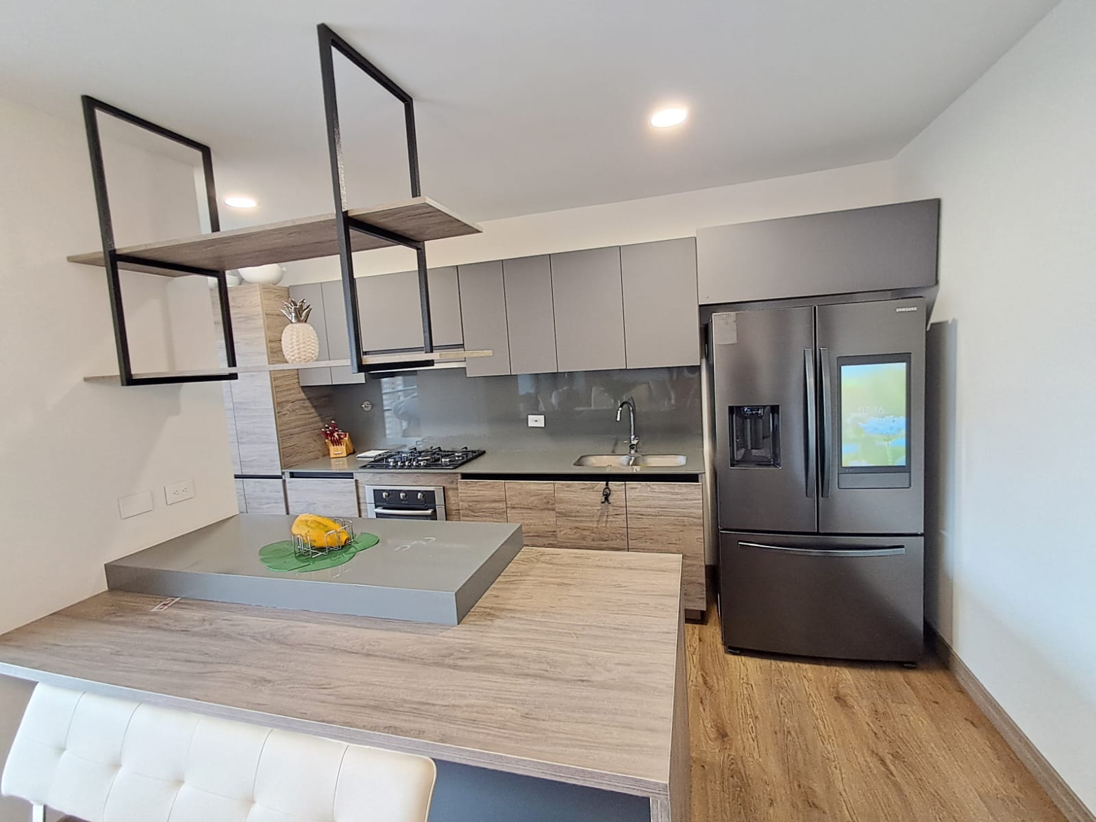 Apartamento en Arriendo en EL POBLADO Imagen de Apartamento