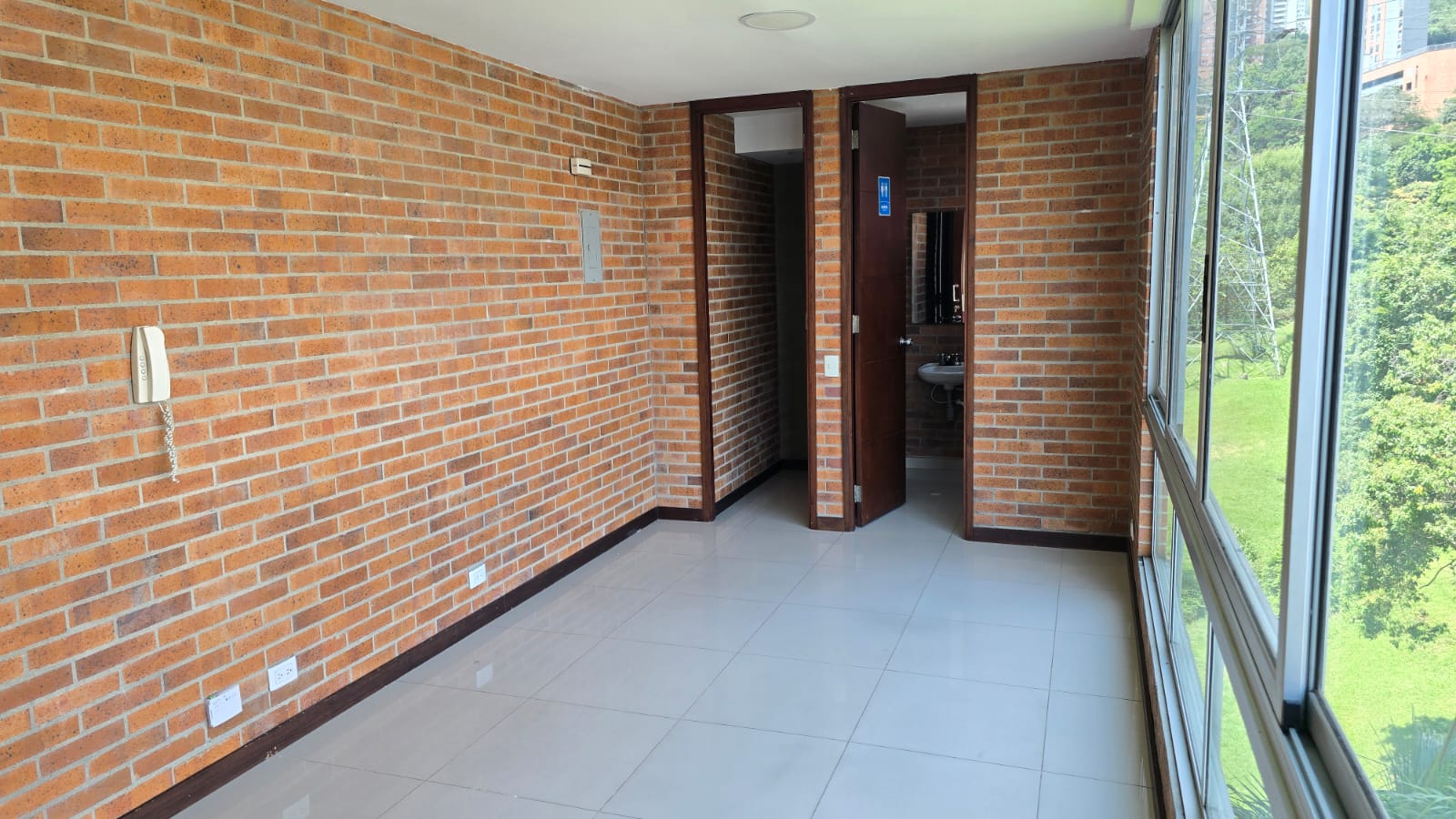 Imagen de oficina 1