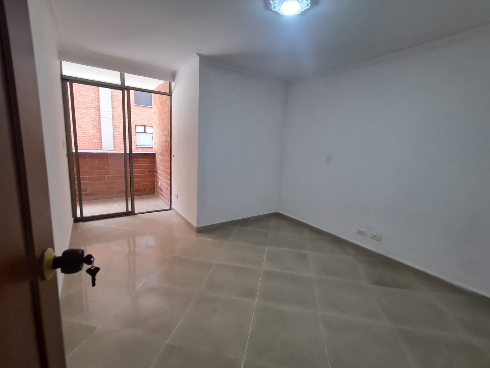 Apartamento en Arriendo en LAURELES Imagen de apartamento 3