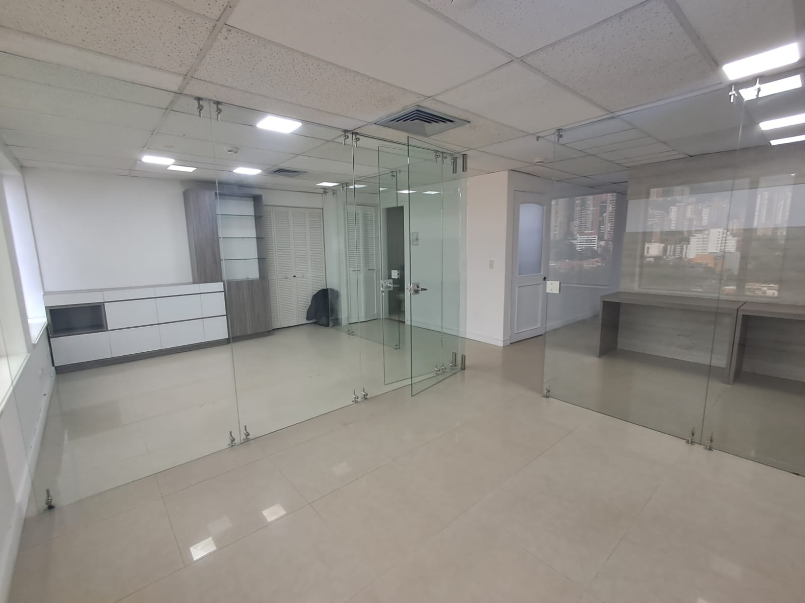 Imagen de oficina 3