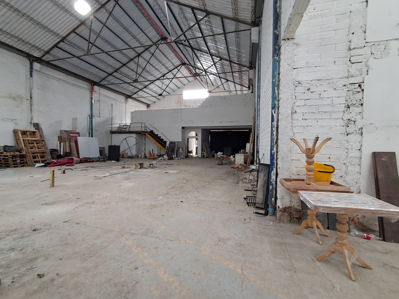 Imagen de Bodega en arriendo en Antioquia, MEDELLÍN, - Imagen de Bodega en arriendo en Antioquia, MEDELLÍN, -