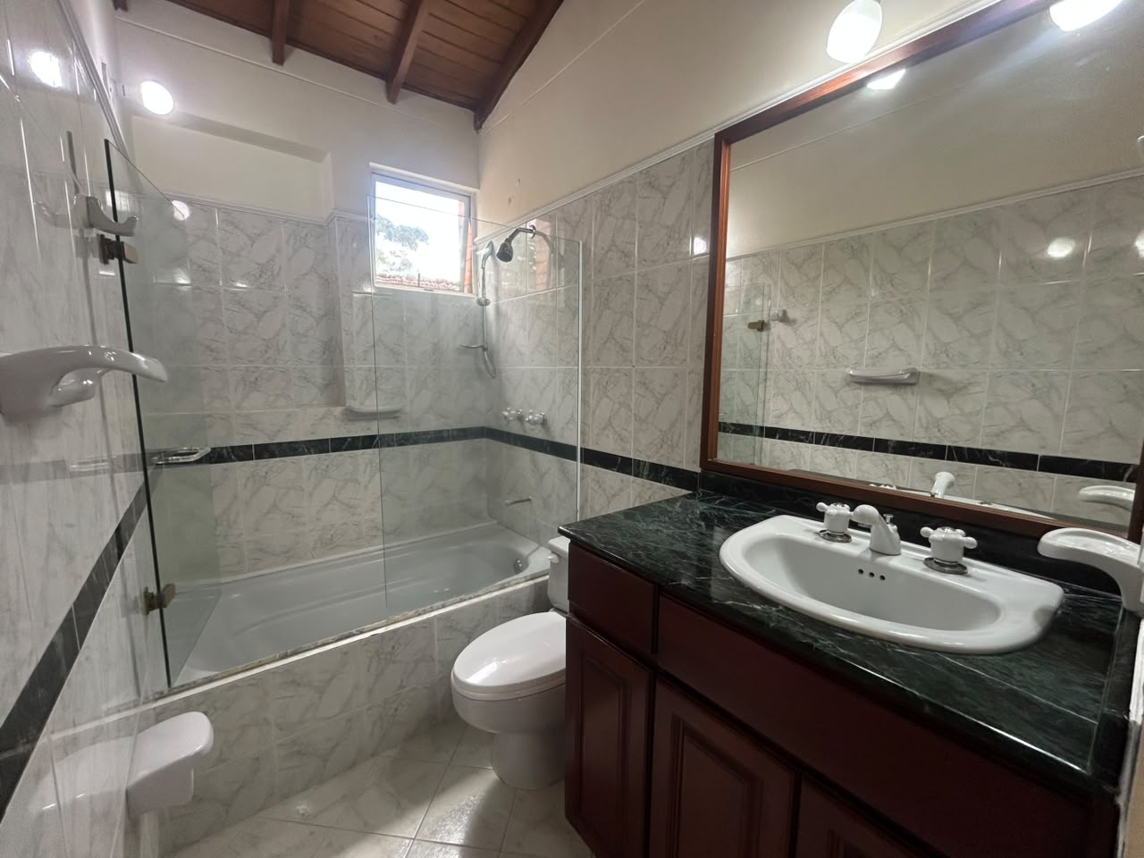 Casa en Arriendo en BOSQUES DE LA ESMERALDA Imagen de Casa 26