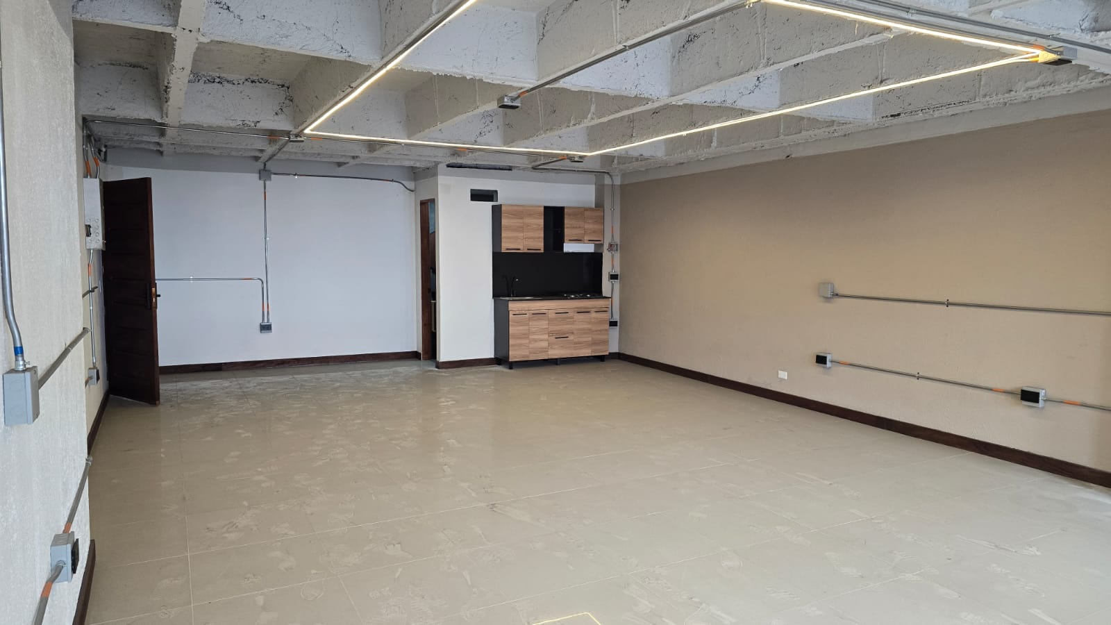 Imagen de Bodega en arriendo en Antioquia, MEDELLÍN, PERPETUO SOCORRO Imagen de Bodega en arriendo en Antioquia, MEDELLÍN, PERPETUO SOCORRO