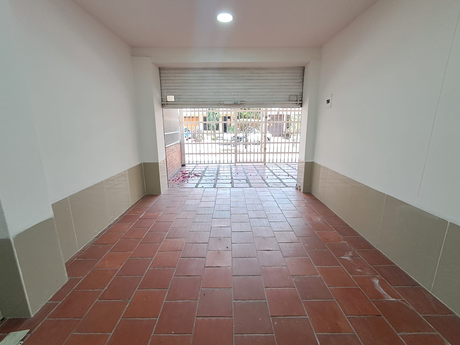 Imagen principal de local