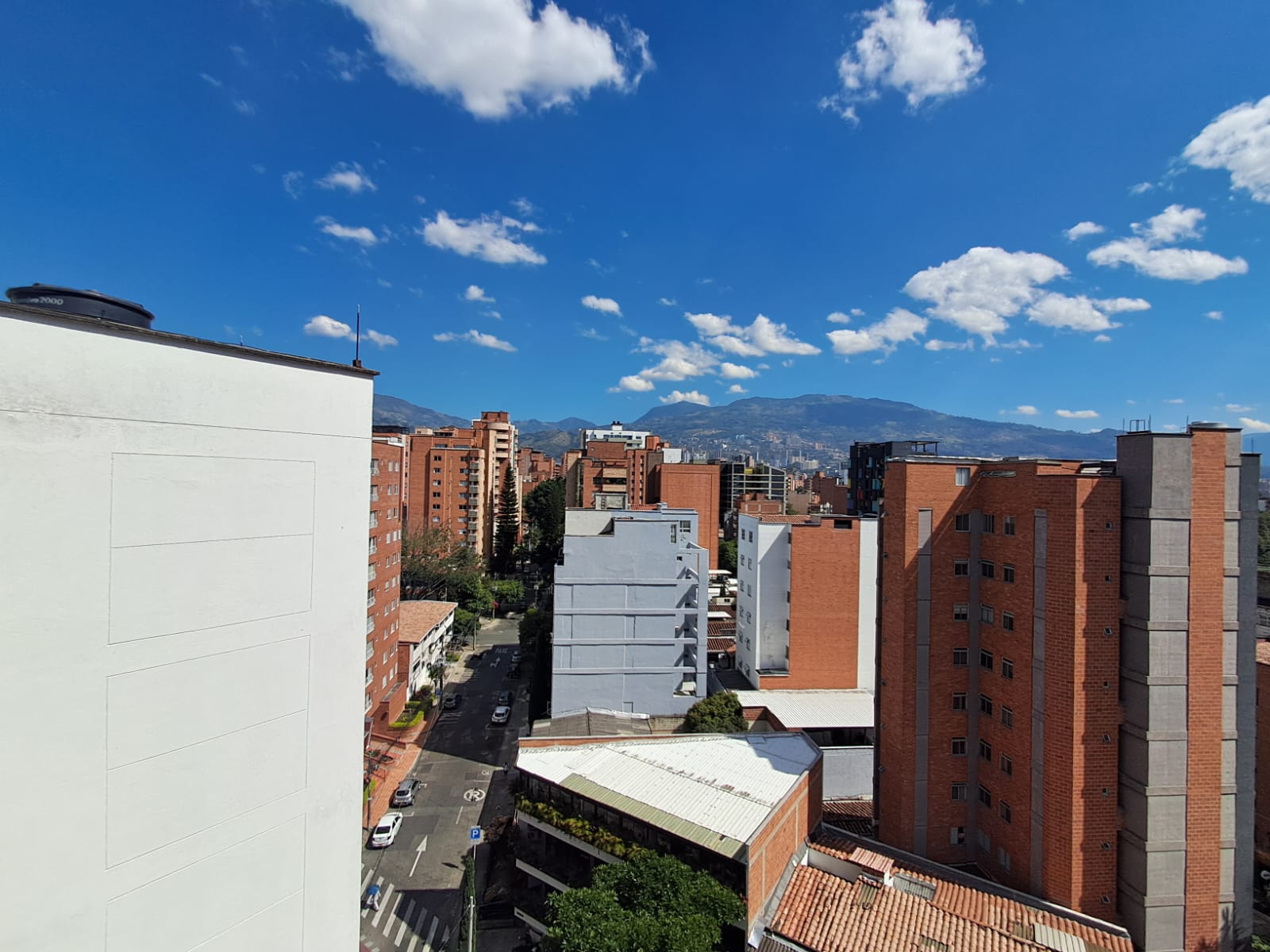 Imagen de Apartamento en arriendo en Antioquia, MEDELLÍN, LAURELES