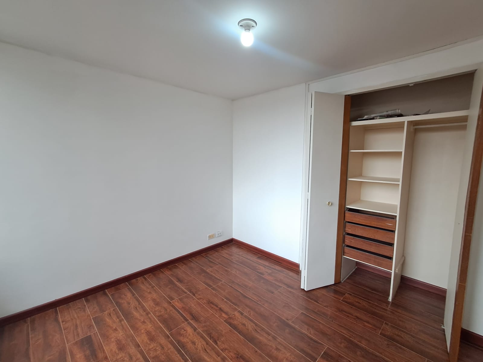 Apartamento en Arriendo en TEUSAQUILLO Imagen de apartamento 3