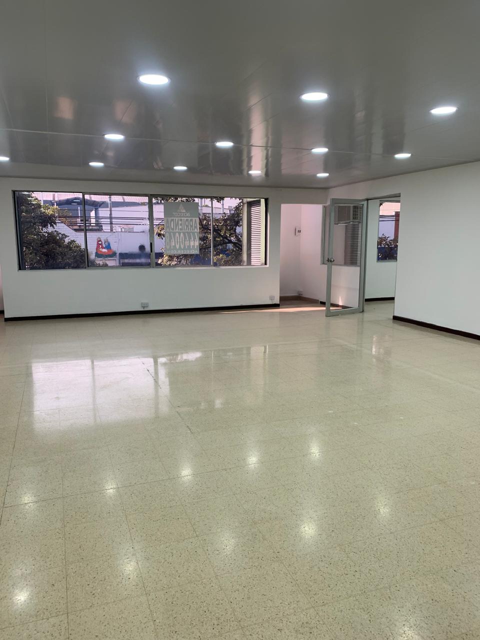 Oficina en Arriendo en EL POBLADO Imagen de Oficina 22
