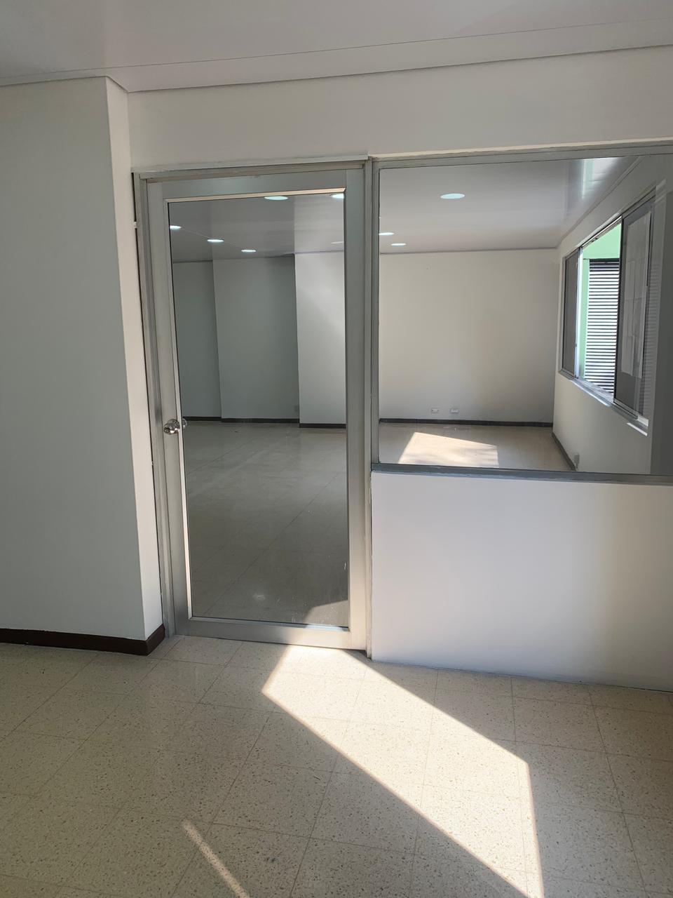 Oficina en Arriendo en EL POBLADO Imagen de oficina 3