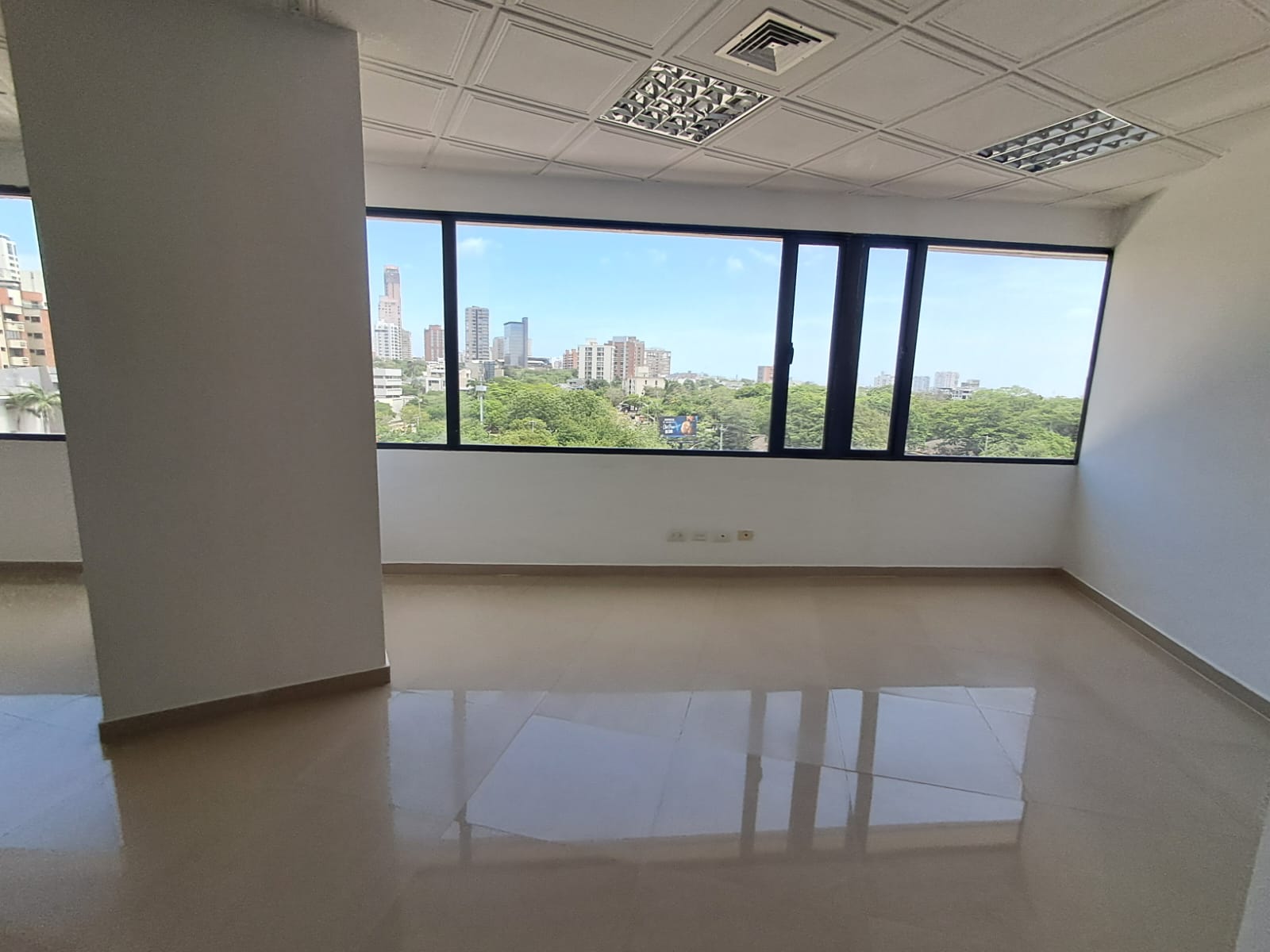 Oficina en Arriendo en VILLA COUNTRY Imagen de oficina 3