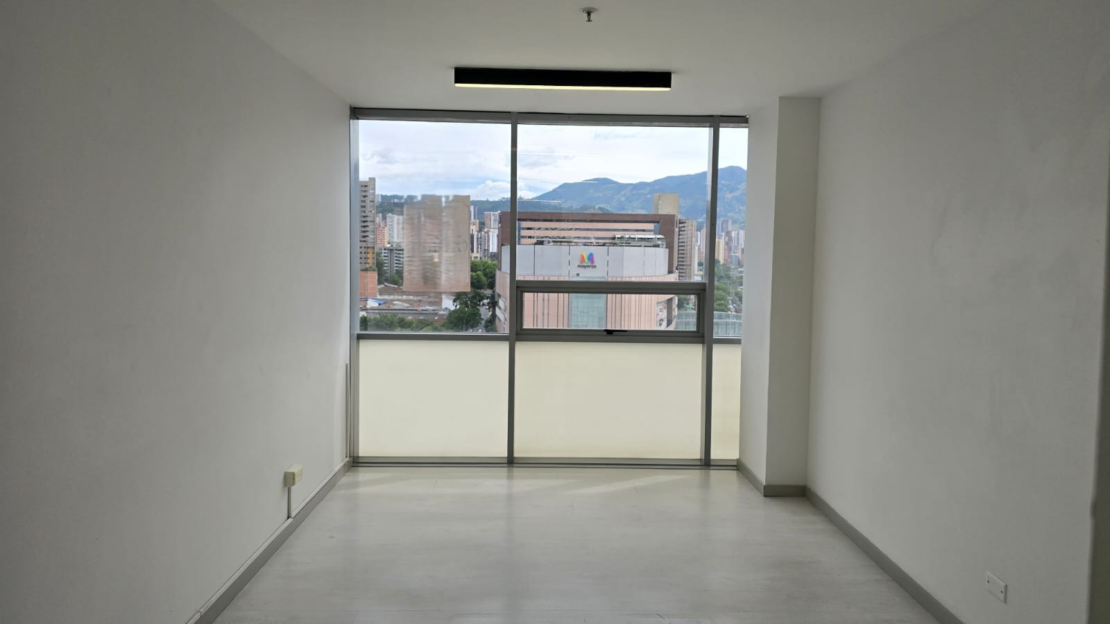 Imagen de oficina 1