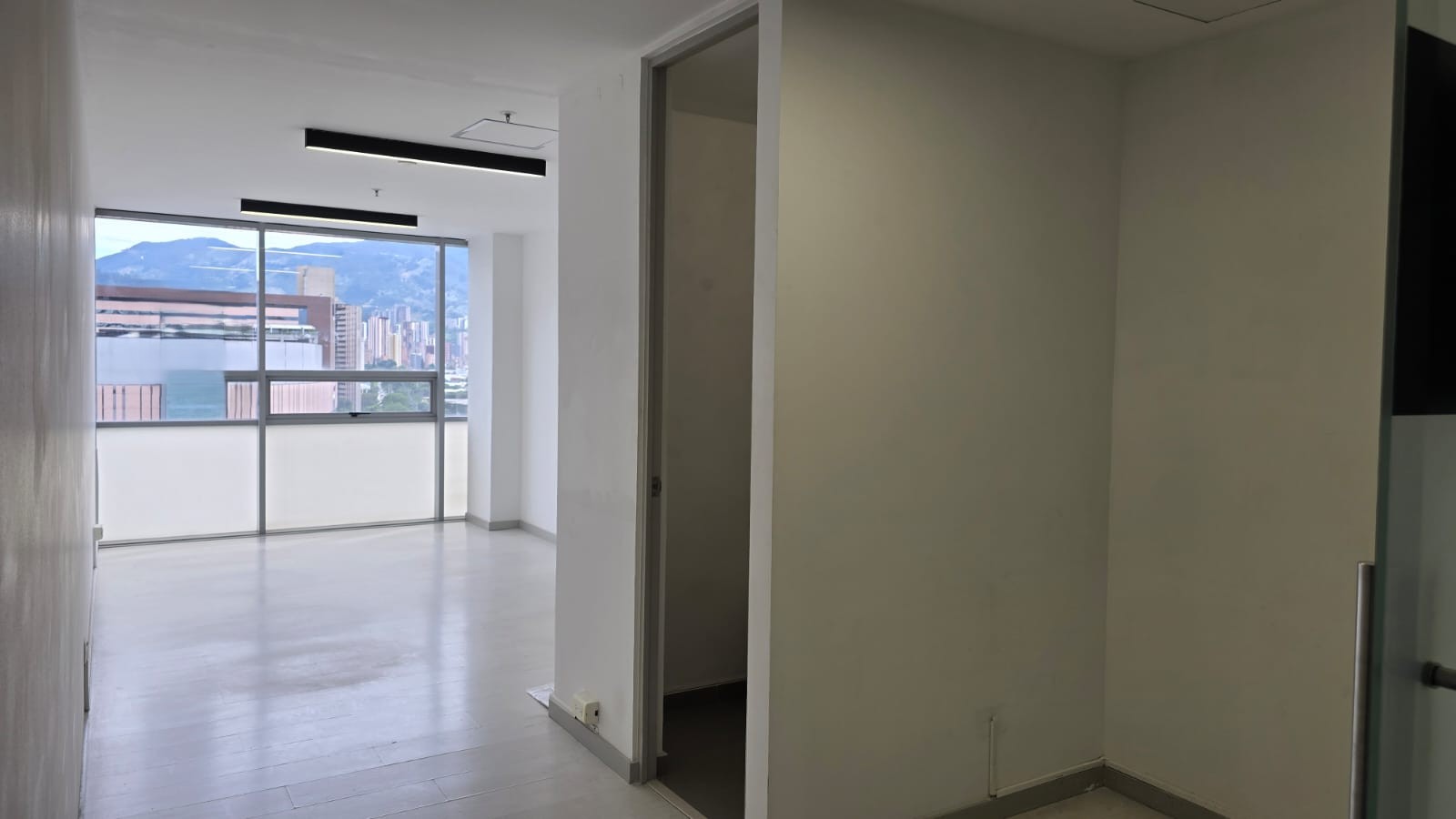 Imagen de oficina 2