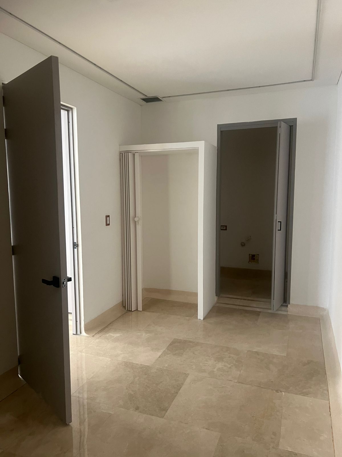 Oficina en Arriendo en SAN VICENTE Imagen de Oficina 5