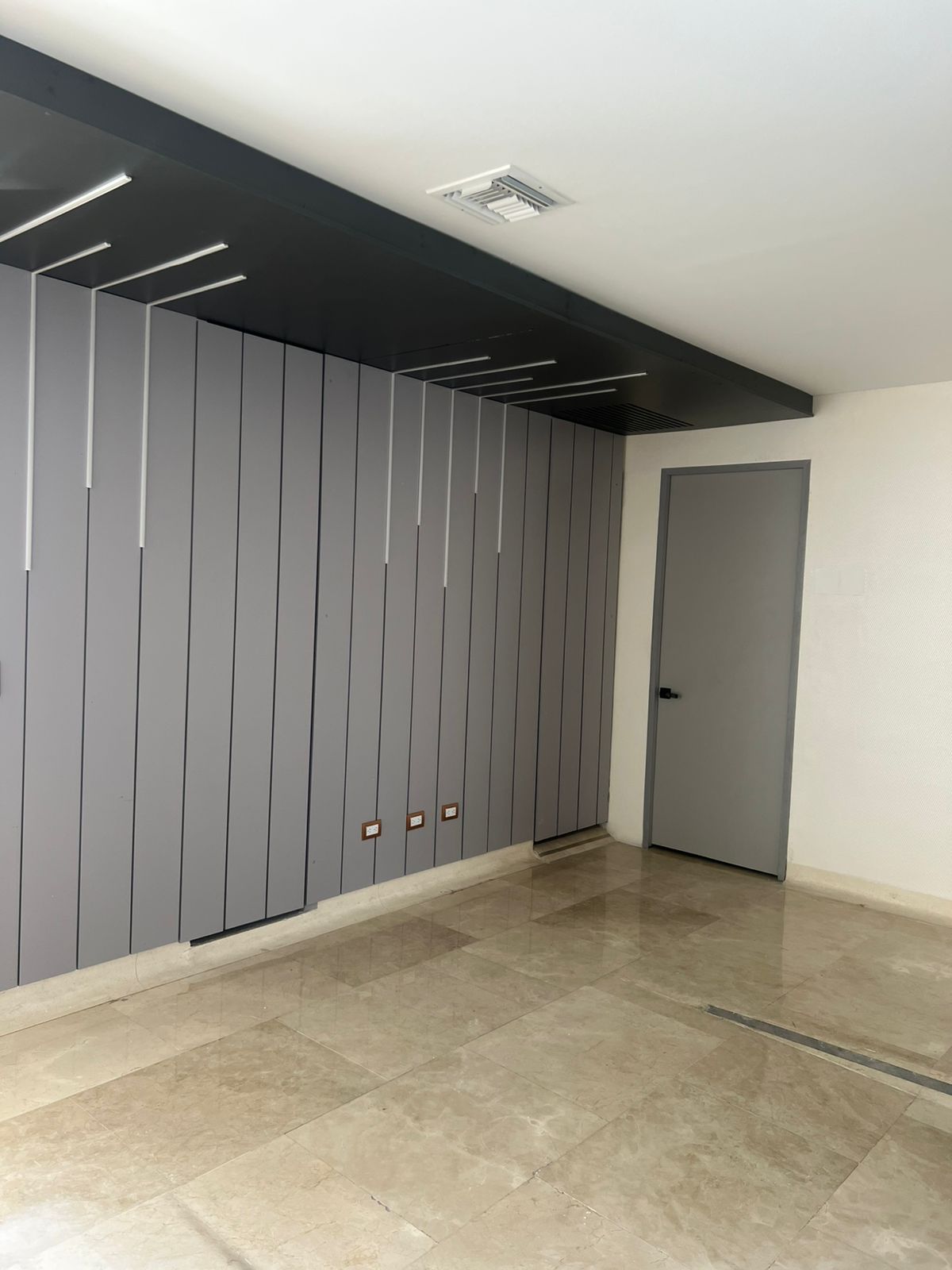 Oficina en Arriendo en SAN VICENTE Imagen de Oficina 8