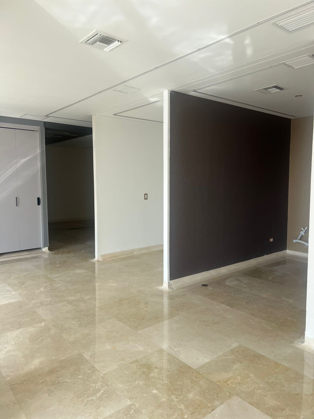 Oficina en Arriendo en SAN VICENTE Imagen de Oficina