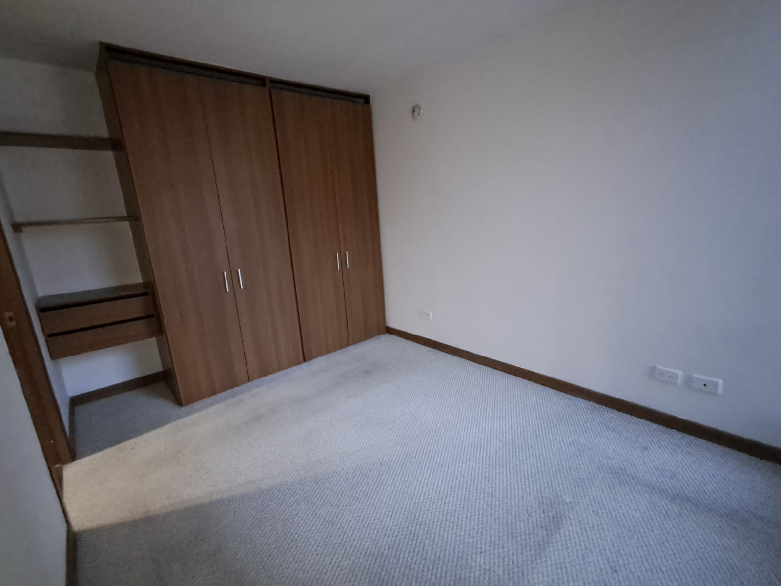 Apartamento en Venta en Gran Granada Imagen de Apartamento 10