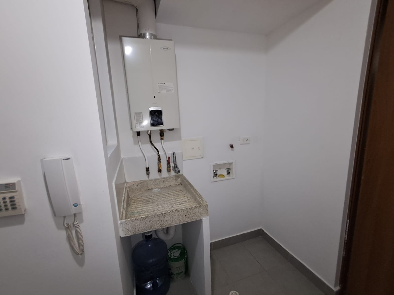 Apartamento en Venta en Gran Granada Imagen de Apartamento 15