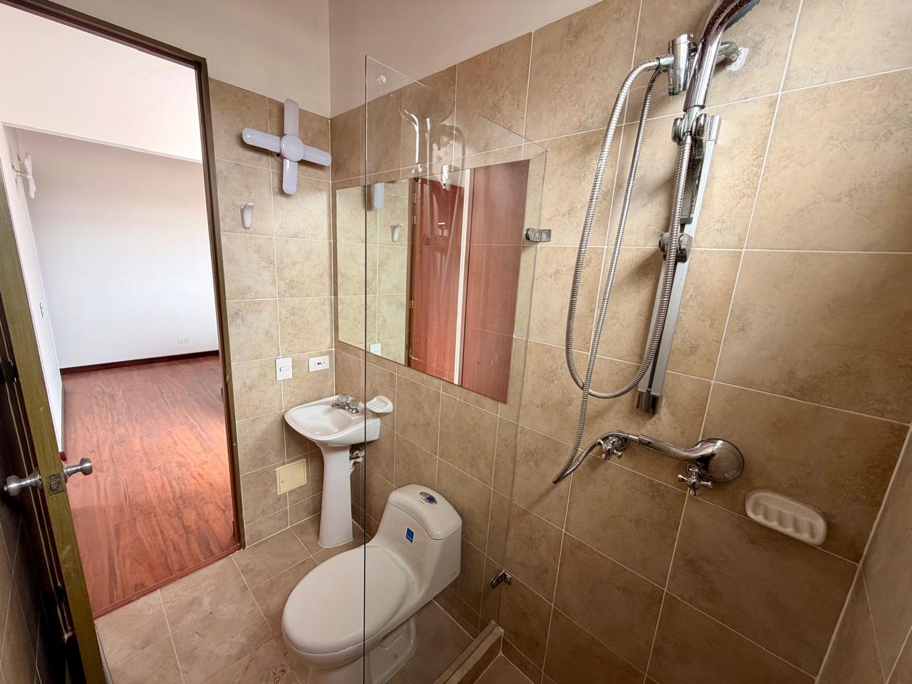 Casa en Arriendo en MADRID Imagen de Casa 10