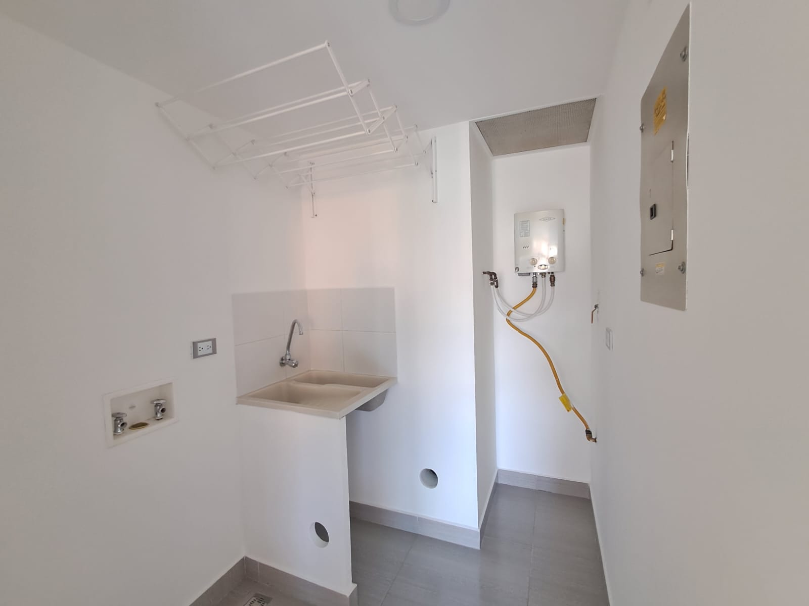 Apartamento en Arriendo en EL POBLADO Imagen de apartamento 3