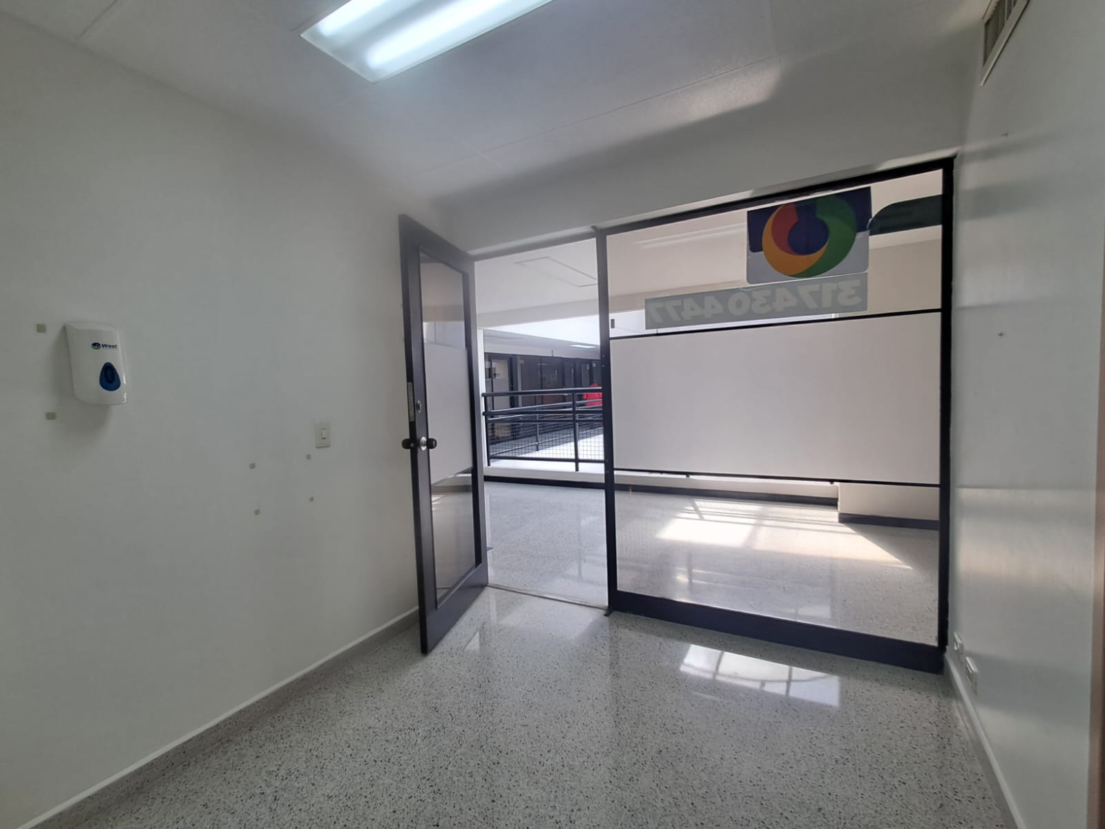 Consultorio en Arriendo en EL POBLADO Imagen de Consultorio 14