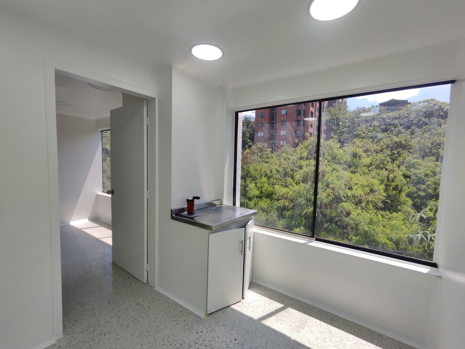 Consultorio en Arriendo en EL POBLADO Imagen de Consultorio 15