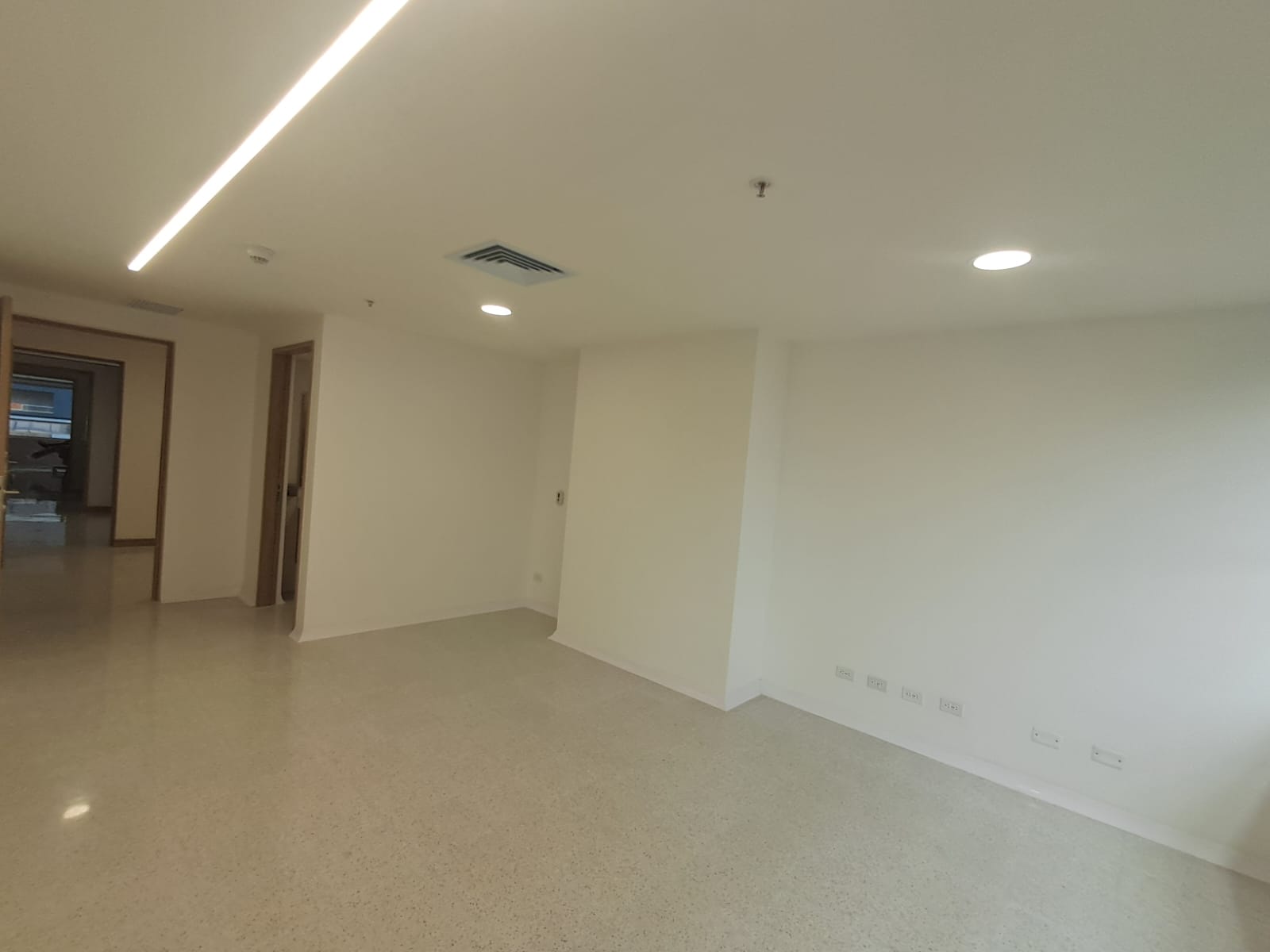 Imagen de Consultorio en arriendo en Antioquia, MEDELLÍN, -