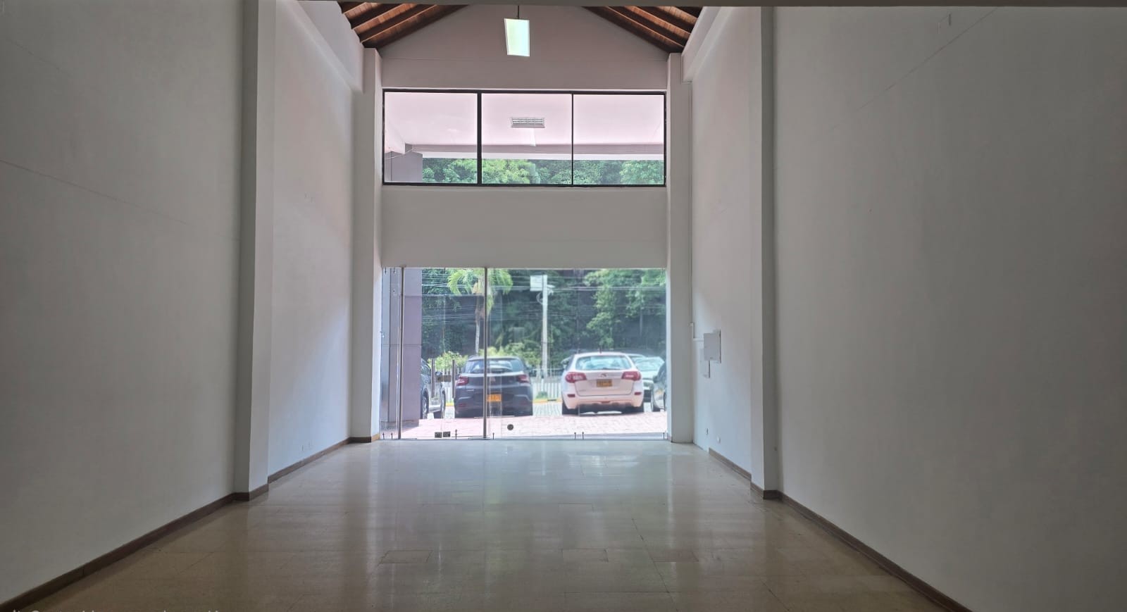 Local en Arriendo en EL POBLADO Imagen de Local