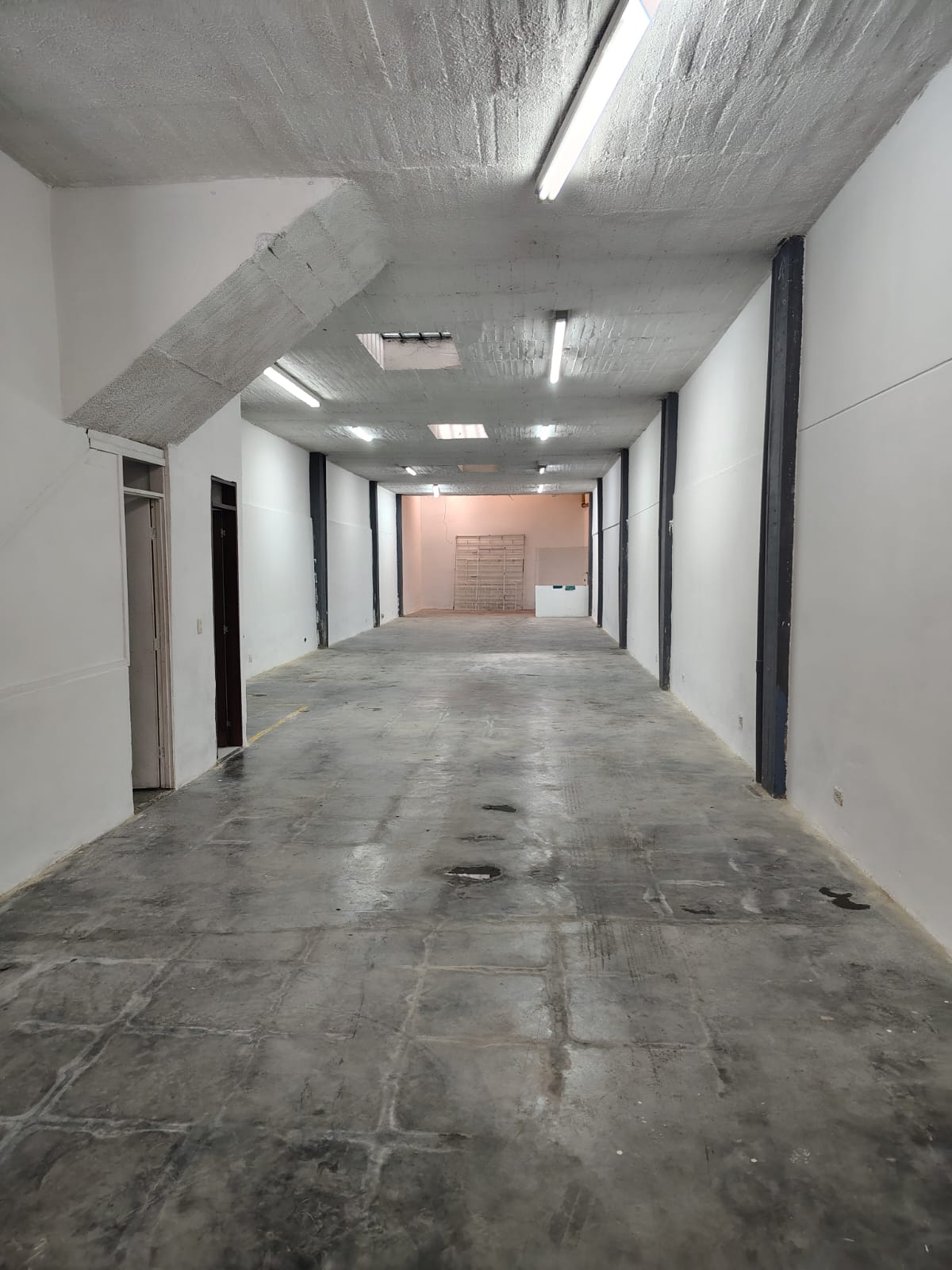 Imagen de Bodega en arriendo en Cundinamarca, BOGOTÁ, JORGE GAITAN CORTES Imagen de Bodega en arriendo en Cundinamarca, BOGOTÁ, JORGE GAITAN CORTES