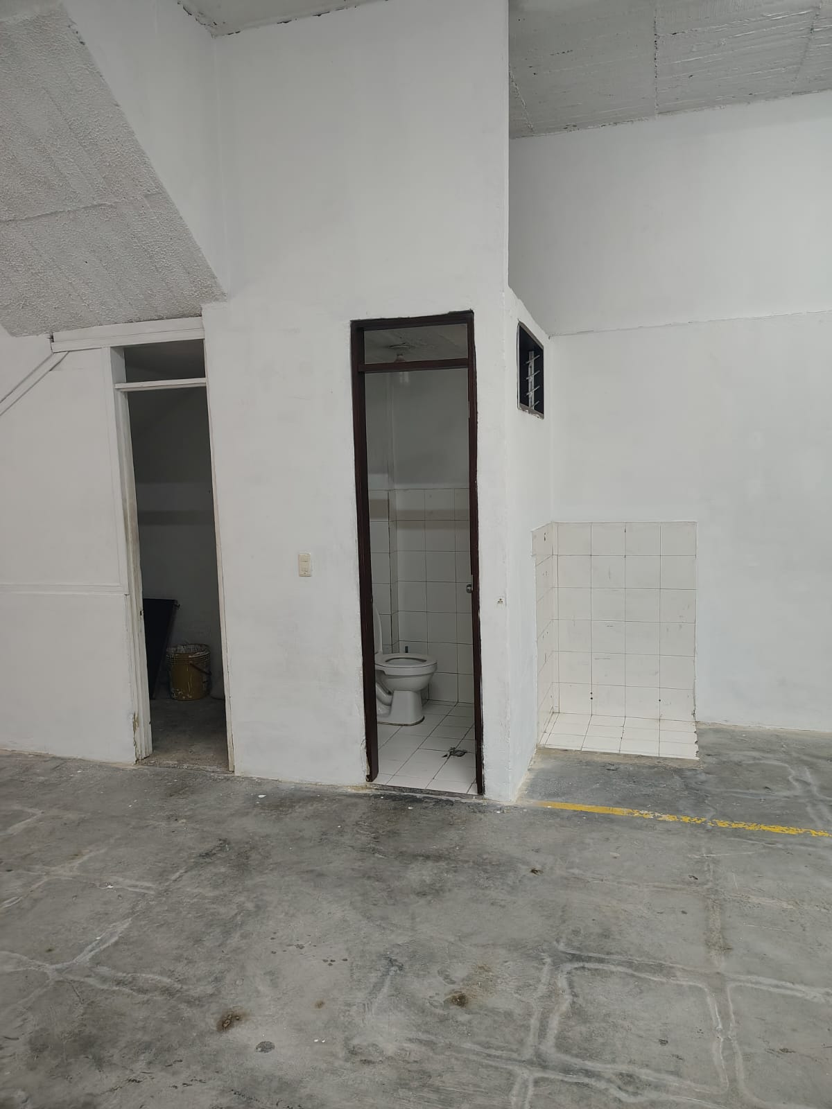 Bodega en Arriendo en JORGE GAITAN CORTES Imagen de Bodega 5