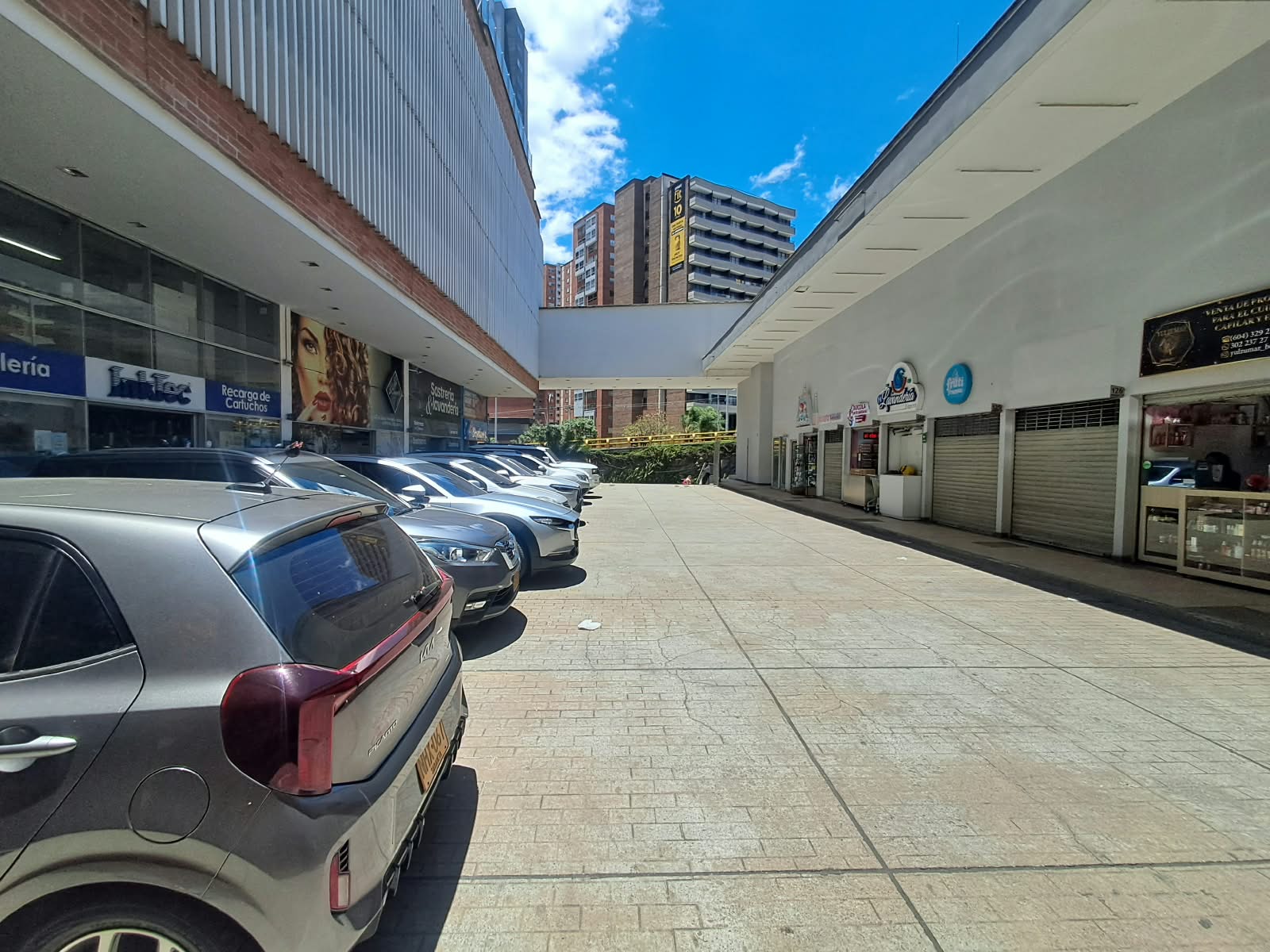 Imagen de Local en Antioquia, SABANETA, - Imagen de Local en Antioquia, SABANETA, -