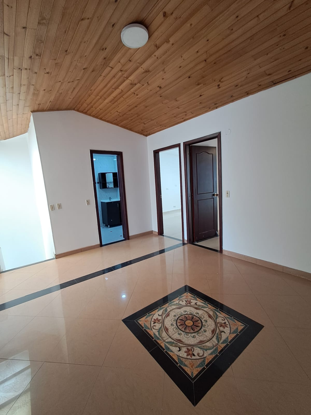 Casa en Arriendo en BARRIOS UNIDOS Imagen de Casa 5
