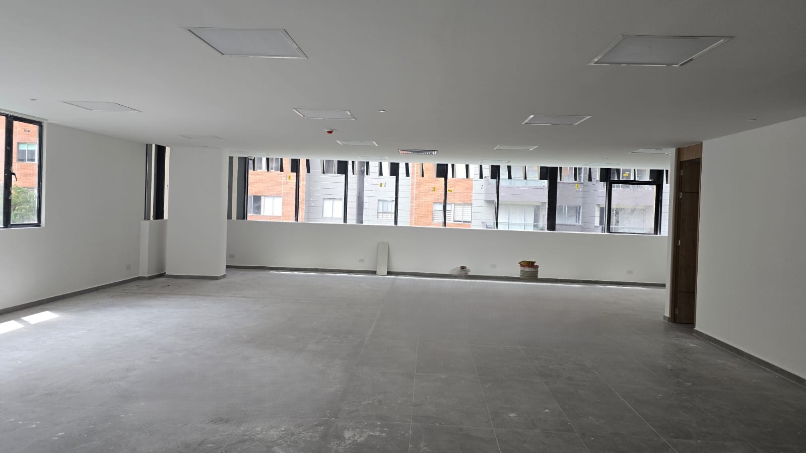 Imagen de Oficina en arriendo en Antioquia, MEDELLÍN, CIUDAD DEL RIO