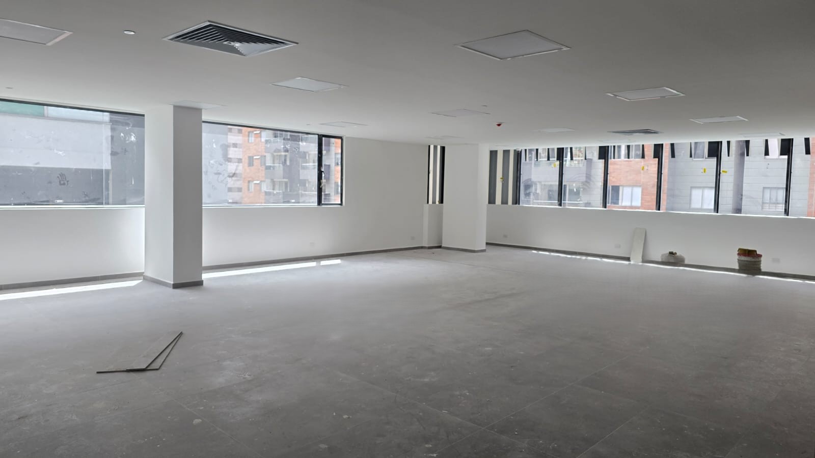 Imagen de Oficina en arriendo en Antioquia, MEDELLÍN, CIUDAD DEL RIO