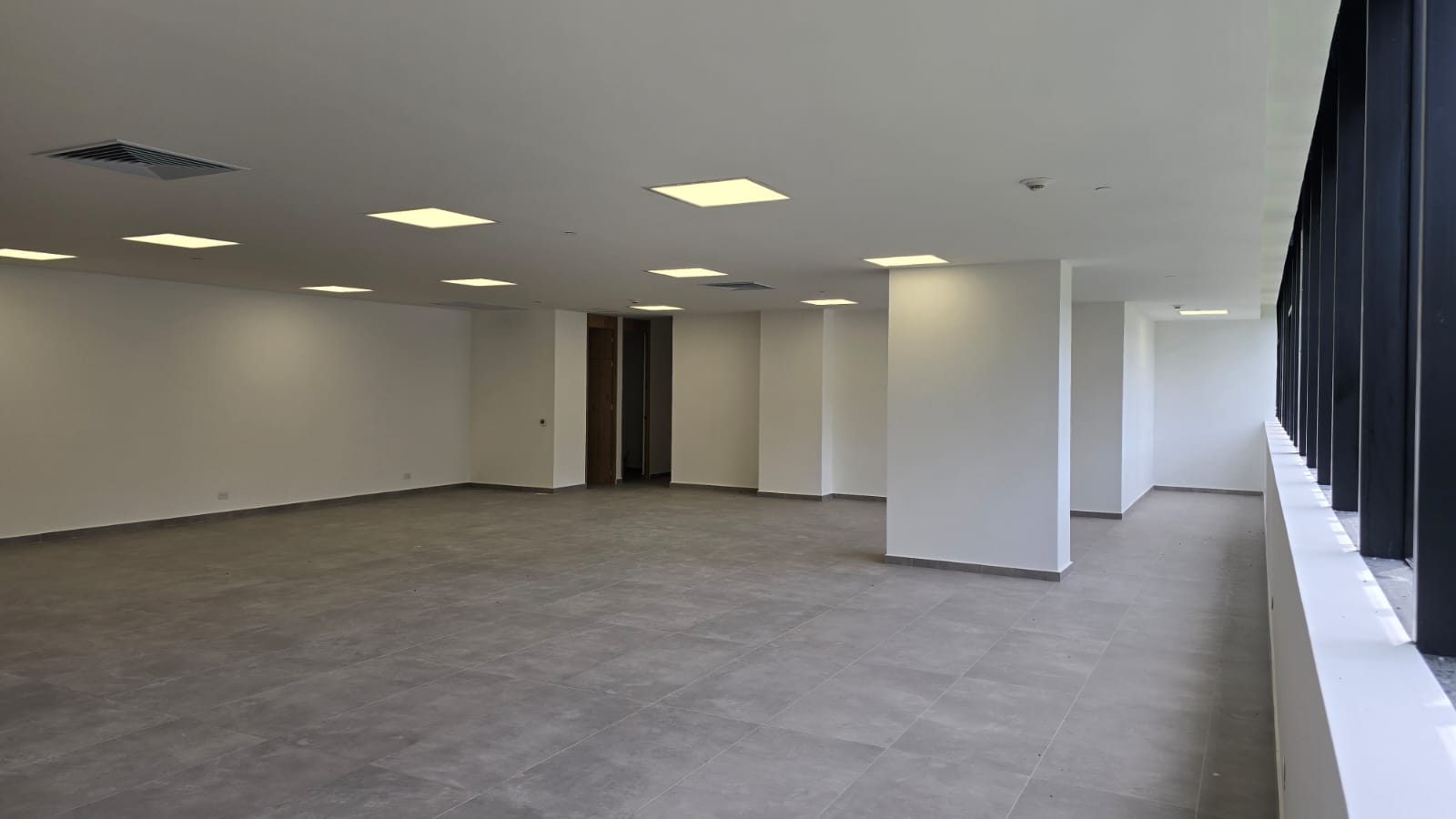 Oficina en Arriendo en CIUDAD DEL RIO Imagen de oficina 3
