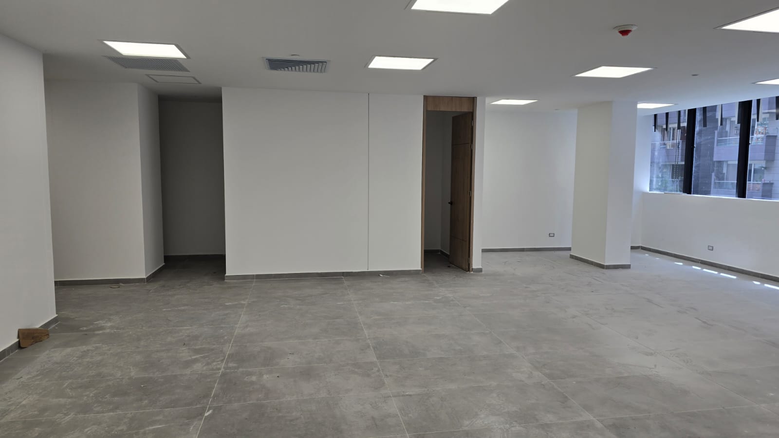 Imagen de Oficina en arriendo en Antioquia, MEDELLÍN, CIUDAD DEL RIO