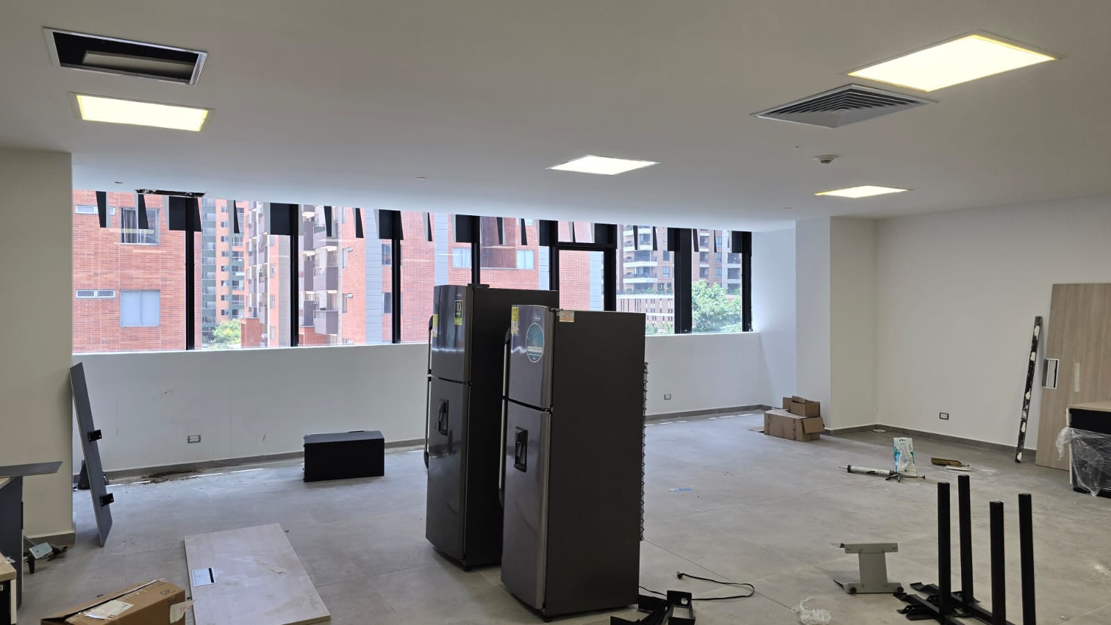 Imagen de Oficina en arriendo en Antioquia, MEDELLÍN, CIUDAD DEL RIO