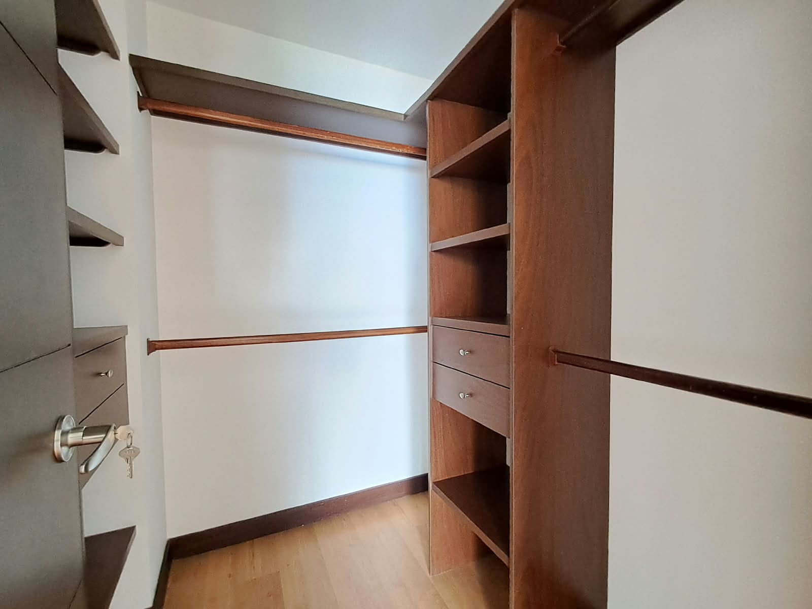 Apartamento en Venta en EL POBLADO Imagen de Apartamento 26