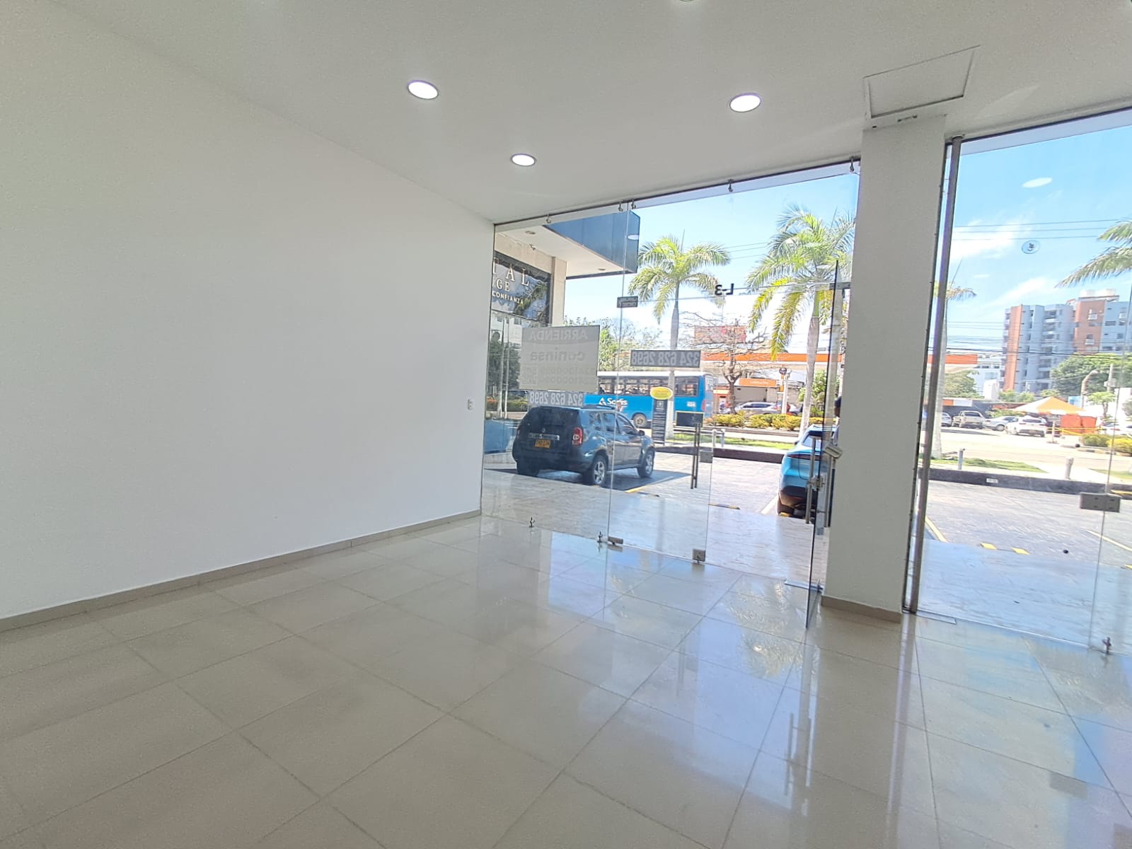 Local en Arriendo en ALTOS DEL PRADO Imagen de Local