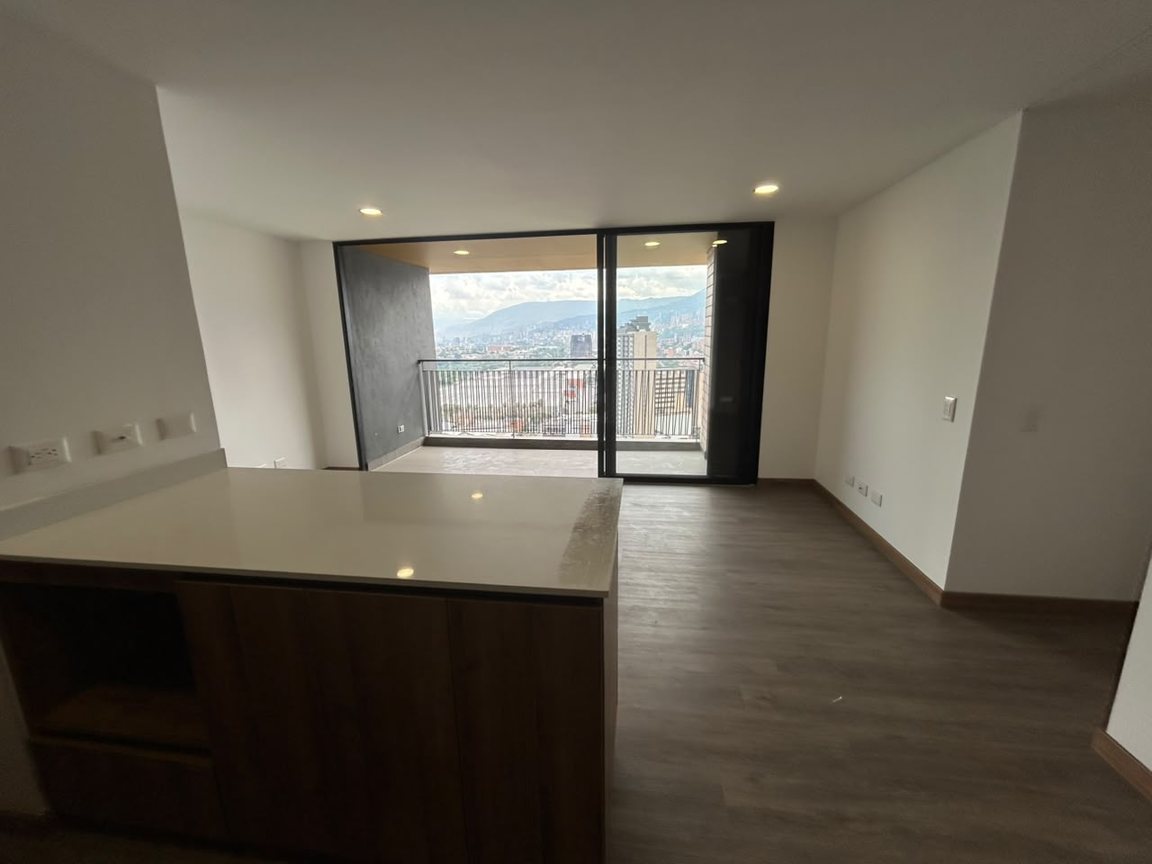 Imagen de Apartamento en arriendo en Antioquia, ENVIGADO, PRIMAVERA