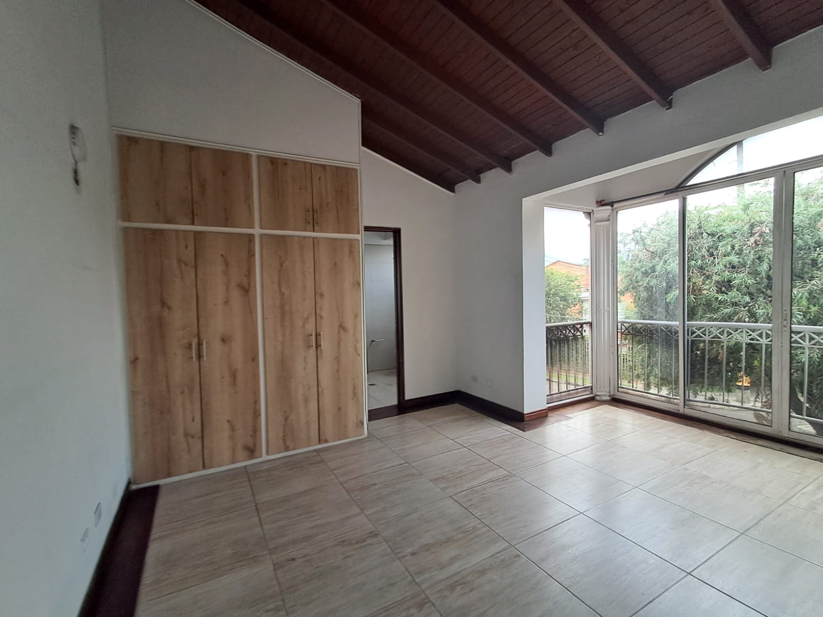 Casa en Arriendo en EL POBLADO Imagen de Casa 15