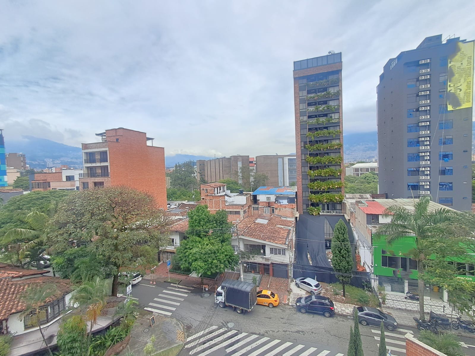 Imagen de Apartamento en arriendo en Antioquia, MEDELLÍN, LAURELES Imagen de Apartamento en arriendo en Antioquia, MEDELLÍN, LAURELES