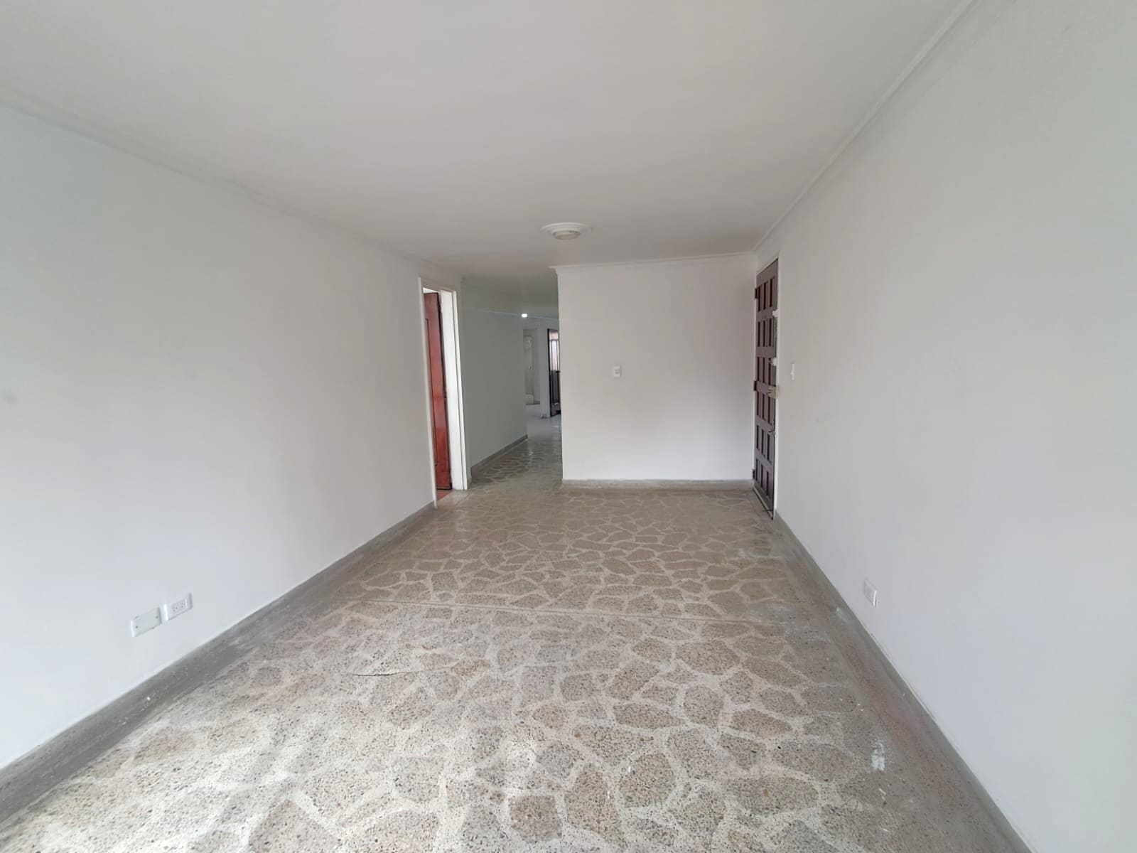 Imagen de Apartamento en arriendo en Antioquia, MEDELLÍN, LAURELES Imagen de Apartamento en arriendo en Antioquia, MEDELLÍN, LAURELES