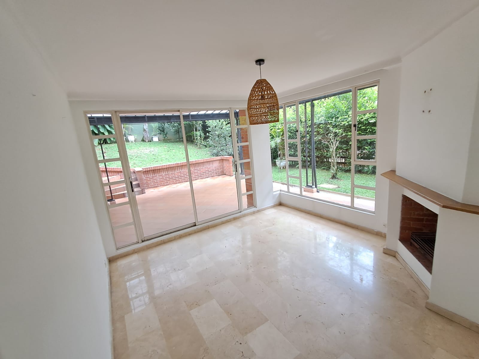 Imagen de Casa en arriendo en Antioquia, MEDELLÍN, EL POBLADO