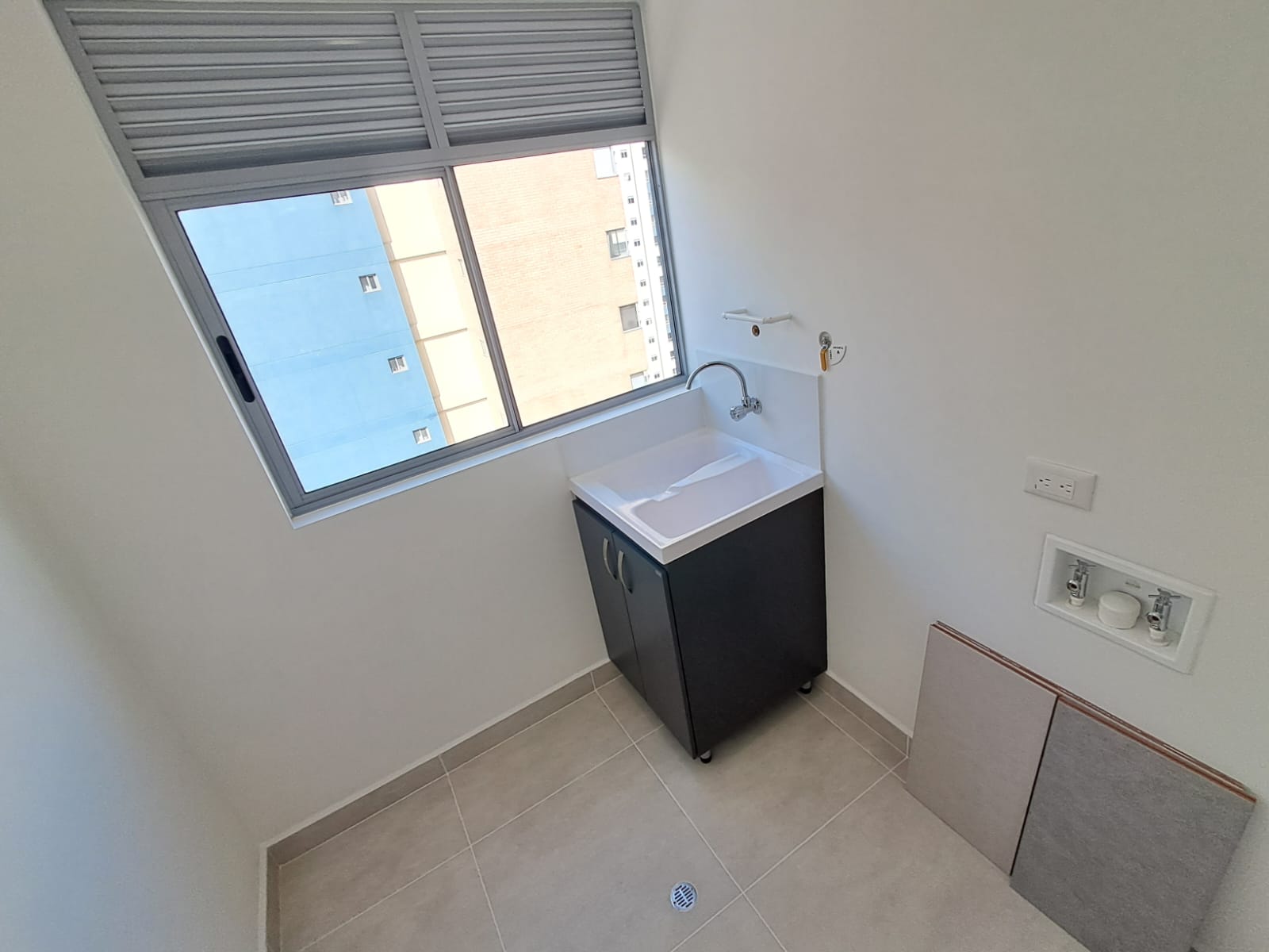 Imagen de Apartamento en arriendo en Antioquia, MEDELLÍN, CIUDAD DEL RIO