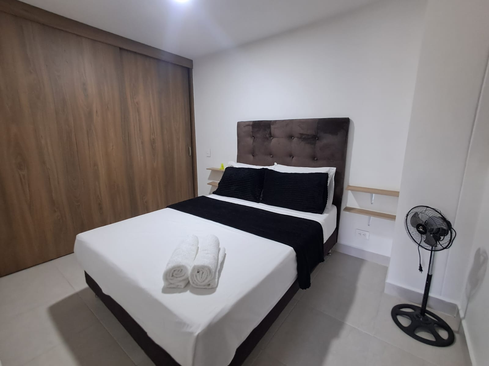 Imagen de Apartaestudio en arriendo en Antioquia, MEDELLÍN, EL VELODROMO