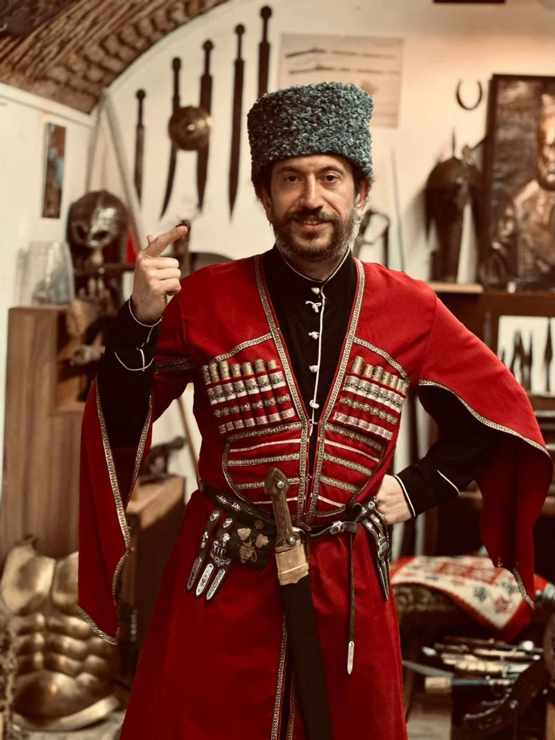 То, о чем мы мечтали со школы: исторический музей, в котором разрешат потрогать экспонаты и проведут мастер-класс по фехтованию