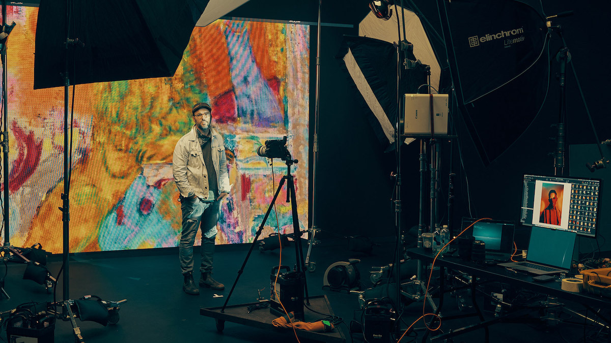 Jeremy Cowart to Create 10,000 Photo NFTs in 20 Minutes—In Front of an Audience - Decrypt